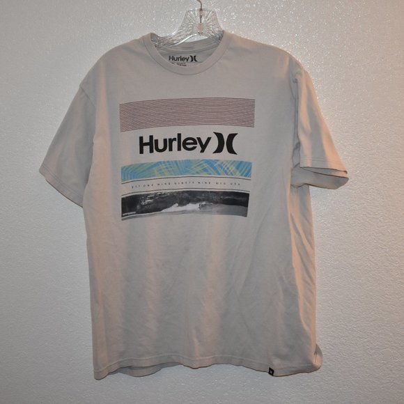 Hurley Other - Hurley Graphic tee